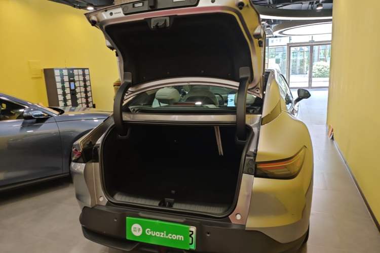 Used ARCFOX Alpha S5 2025 Facelifted 560PRO 185kW Trunk