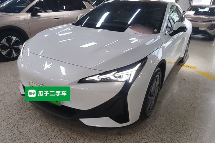 ARCFOX Alpha S5 2025 560PRO 185kW