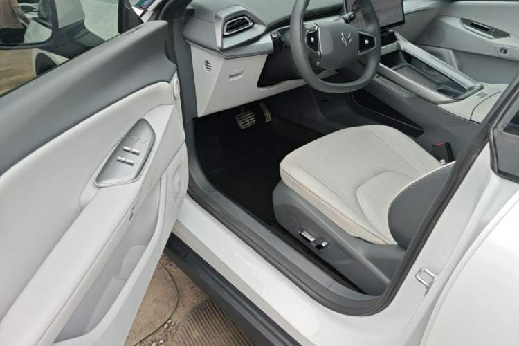 Used ARCFOX Alpha S5 2025 560MAX 185kW Driver Seat
