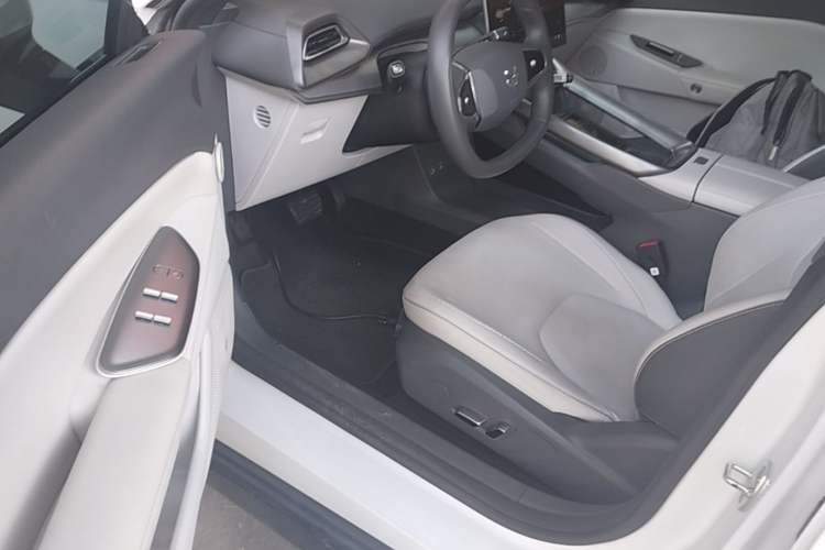 Used ARCFOX Alpha S5 2025 560PRO 185kW Driver Seat