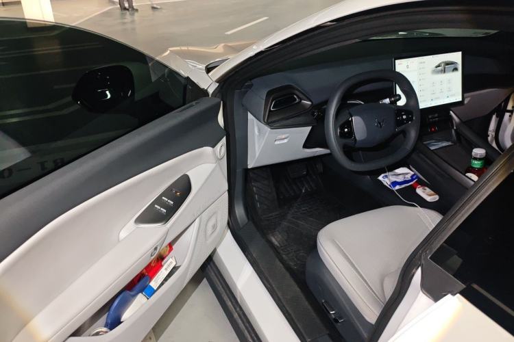 Used ARCFOX Alpha S5 2025 560PRO 185kW Driver Seat