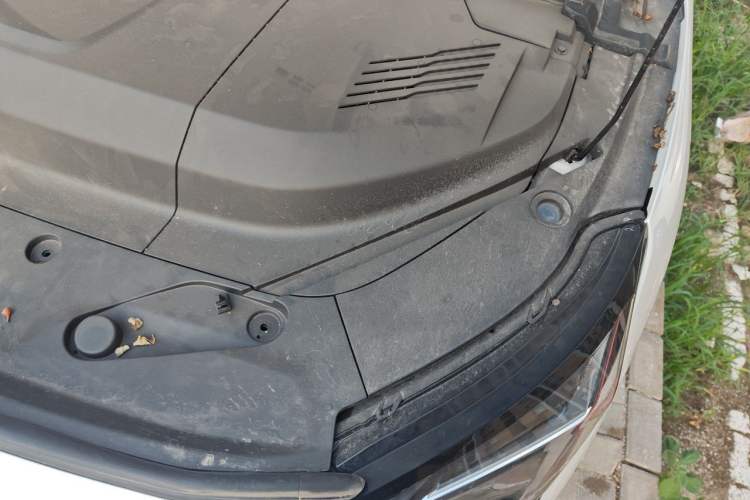 Used ARCFOX Alpha S5 2025 Facelifted 560PRO 185kW Engine Bay Left