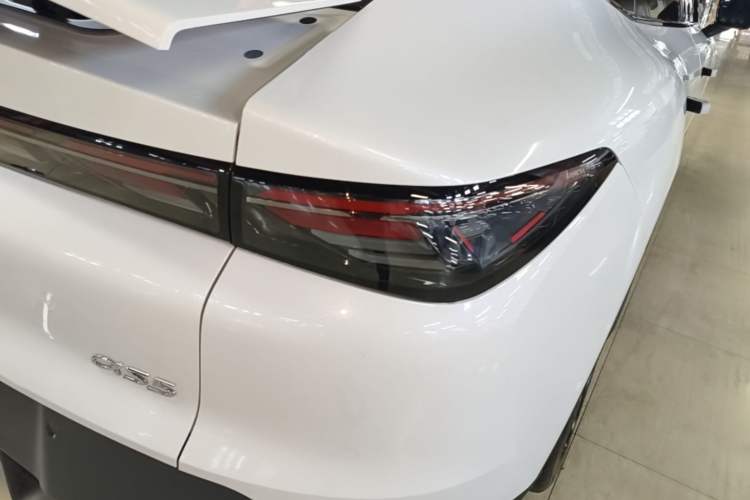 Used ARCFOX Alpha S5 2025 560MAX 185kW Exterior 3