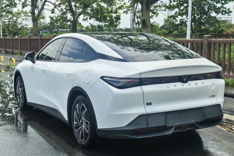Used ARCFOX Alpha S5 2025 560PRO 185kW Exterior 7