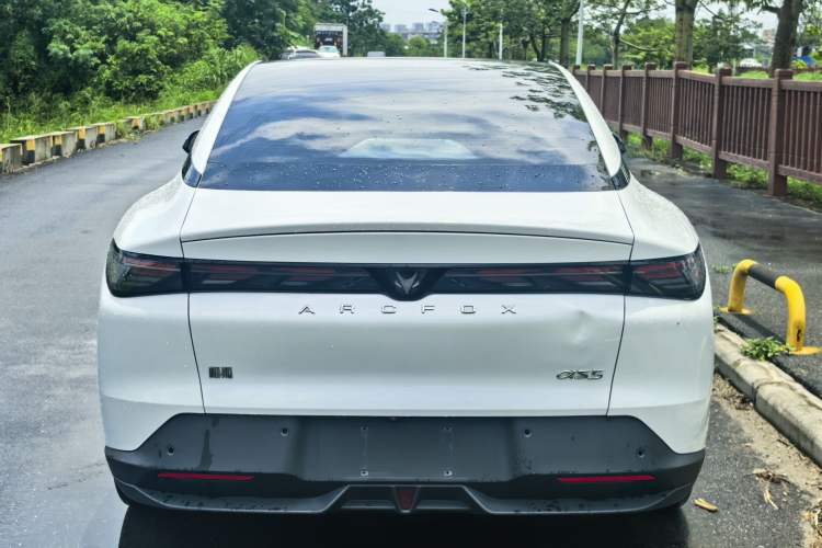Used ARCFOX Alpha S5 2025 560PRO 185kW Exterior 8