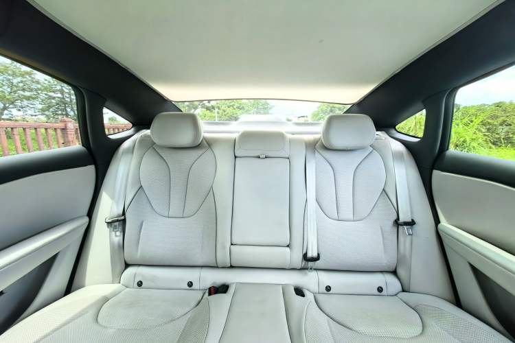 Used ARCFOX Alpha S5 2025 560PRO 185kW Interior 10