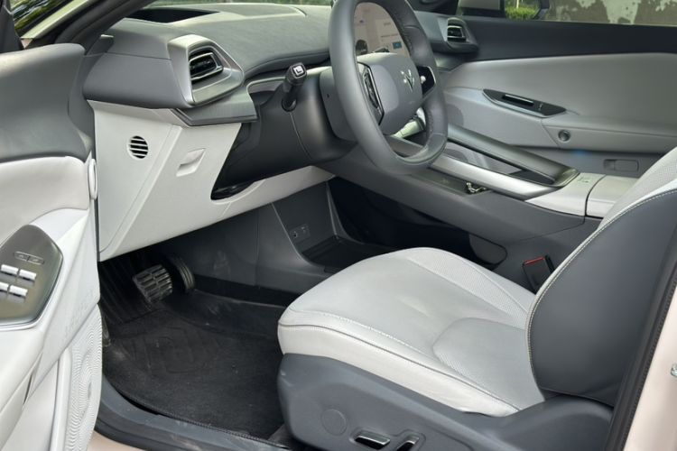 Used ARCFOX Alpha S5 2025 560MAX 185kW Interior 2