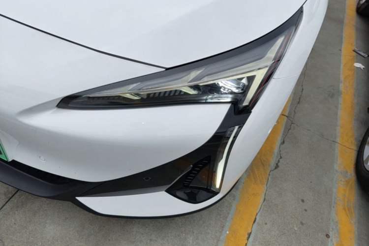 Used ARCFOX Alpha S5 2025 560MAX 185kW Left Front Headlight