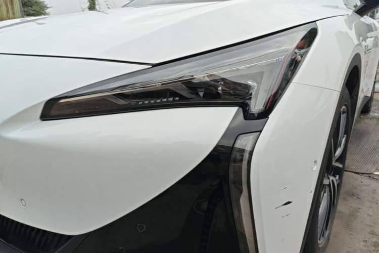 Used ARCFOX Alpha S5 2025 560MAX 185kW Left Front Headlight
