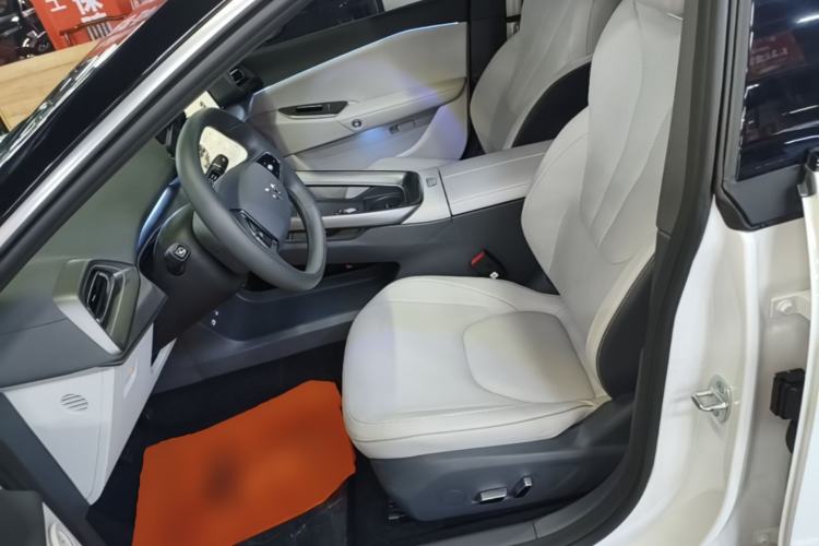 Used ARCFOX Alpha S5 2025 560MAX 185kW Left Front Seat
