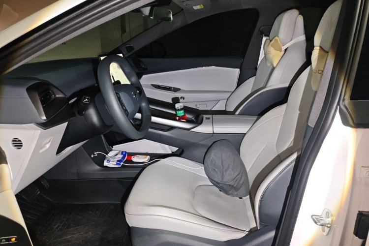 Used ARCFOX Alpha S5 2025 560PRO 185kW Left Front Seat