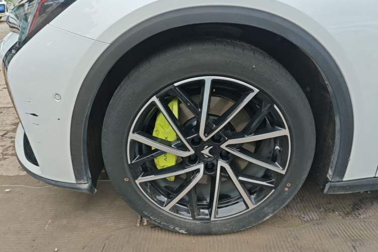 Used ARCFOX Alpha S5 2025 560MAX 185kW Left Front Wheel Hub
