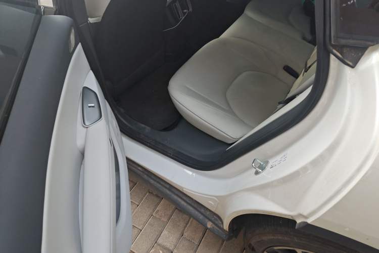 Used ARCFOX Alpha S5 2025 Facelifted 560PRO 185kW Left Rear Seat