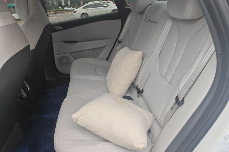 Used ARCFOX Alpha S5 2025 560MAX 185kW Left Rear Seat
