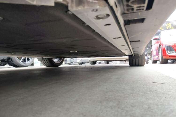 Used ARCFOX Alpha S5 2025 560MAX 185kW Left Side Sill