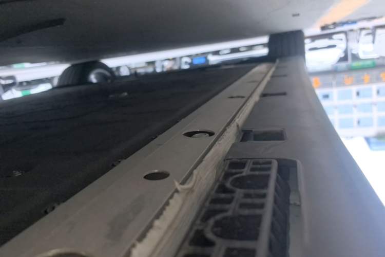 Used ARCFOX Alpha S5 2025 560MAX 185kW Left Side Sill