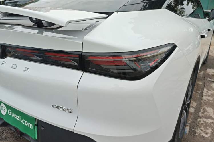 Used ARCFOX Alpha S5 2025 560MAX 185kW Right Rear Taillight