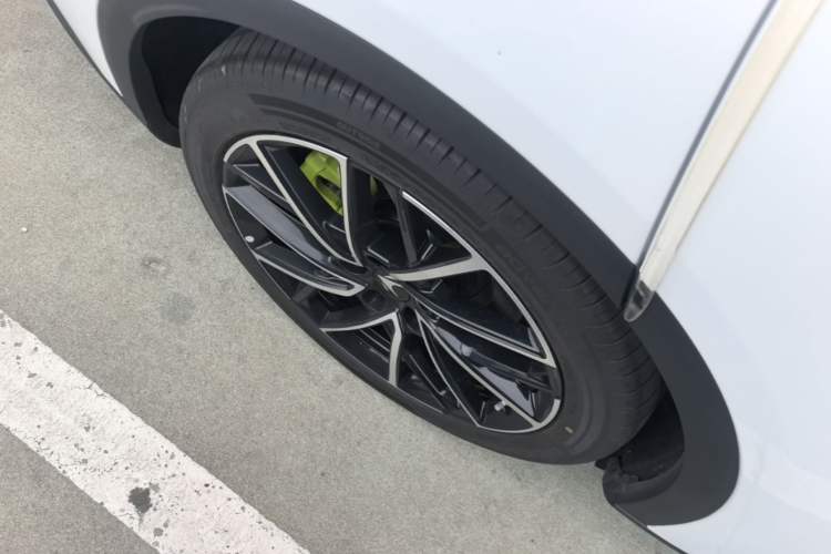 Used ARCFOX Alpha S5 2025 560MAX 185kW Right Rear Wheel Hub
