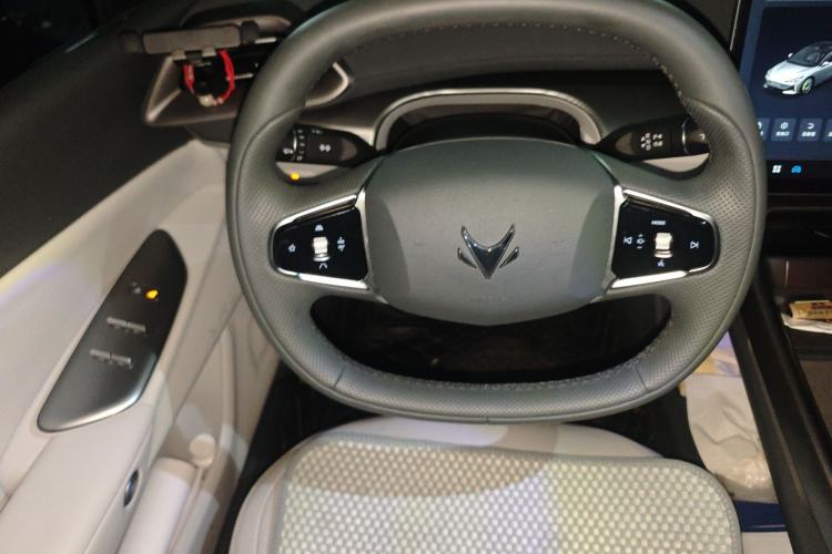 Used ARCFOX Alpha S5 2025 560PRO 185kW Steering Wheel