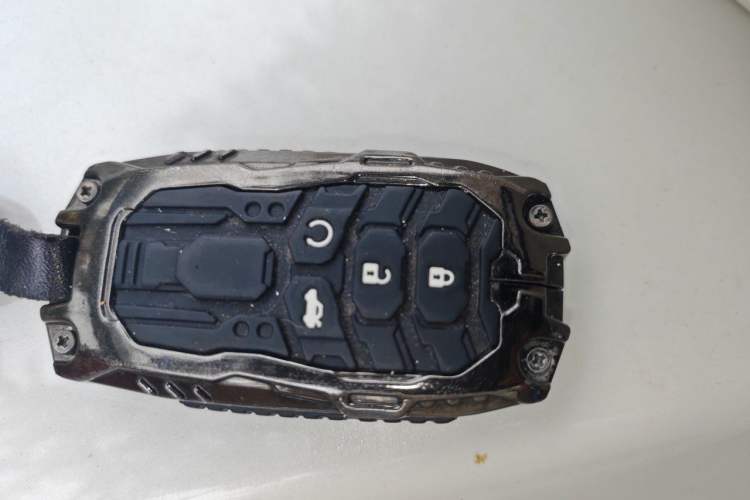 Used ARCFOX Alpha S5 2026 Model, 720 Yuan, Jing Shen Xing Version, 200kW Vehicle Key