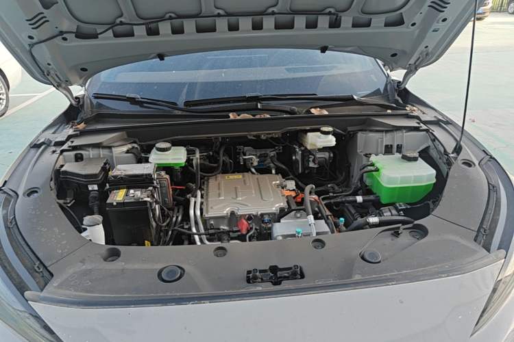 Used ARCFOX Alpha S5 2026 Model 630 Yuanjing Smart Drive 185kW Engine Bay