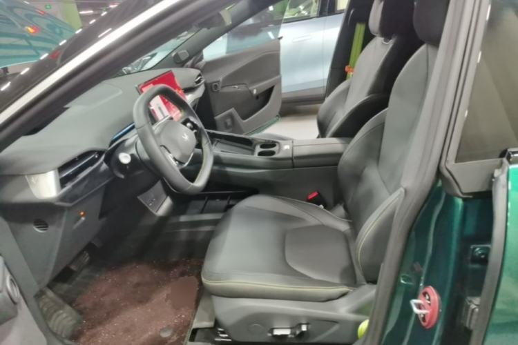 Used ARCFOX Alpha S5 2026 Model, 720 Yuan, Jing Shen Xing Version, 200kW Left Front Seat