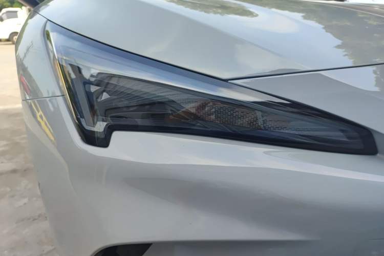 Used ARCFOX Alpha S5 2026 Model 630 Yuanjing Smart Drive 185kW Right Front Headlight