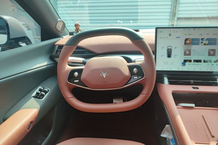 Used ARCFOX Alpha S5 2026 Model 630 Yuanjing Smart Drive 185kW Steering Wheel
