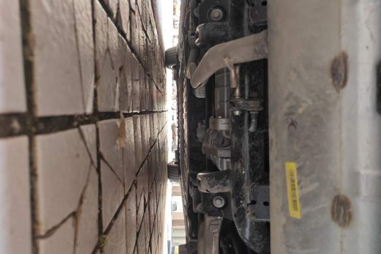 Used ARCFOX Alpha S5 2026 Model 1450 Yuanjing Smart Drive 200kW Chassis Rear