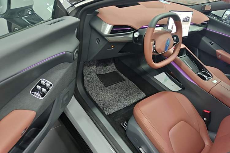Used ARCFOX Alpha S5 2026 Model 650 Yuanjing All-Wheel-Drive 390kW Driver Seat