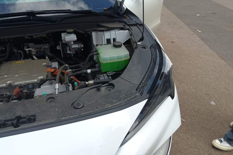 Used ARCFOX Alpha S5 2026 Model 630 Yuanjing Smart Drive 185kW Engine Bay Left