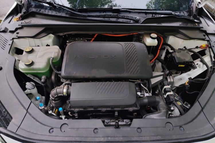 Used ARCFOX Alpha S5 2026 Model 1450 Yuanjing Smart Drive 200kW Engine Bay