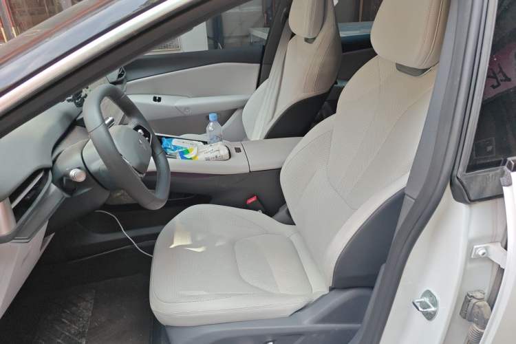 Used ARCFOX Alpha S5 2026 Model 1450 Yuanjing Smart Drive 200kW Left Front Seat