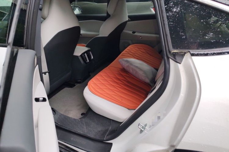Used ARCFOX Alpha S5 2026 Model 1450 Yuanjing Smart Drive 200kW Left Rear Seat
