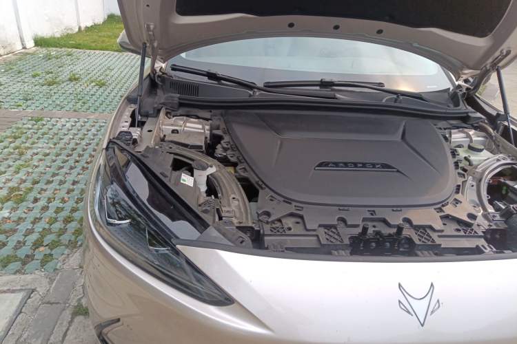 Used ARCFOX Alpha S6 2025 735MAX 175kW Engine Bay Right
