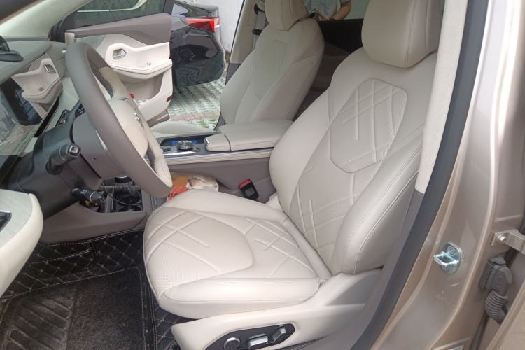 Used ARCFOX Alpha S6 2025 735MAX 175kW Left Front Seat