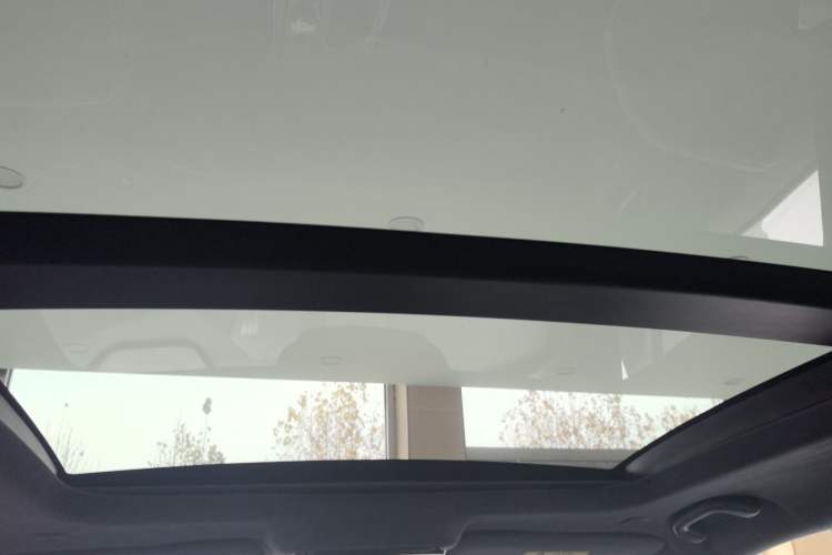 Used ARCFOX Alpha S6 2025 735MAX 175kW Headliner