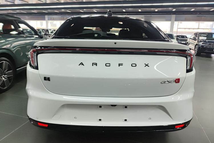 Used ARCFOX Alpha S6 2025 602 with Three LiDAR Sensors Rear