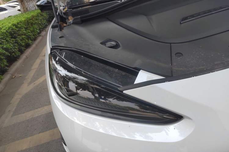 Used ARCFOX Alpha S6 2025 602 with Three LiDAR Sensors Right Front Headlight