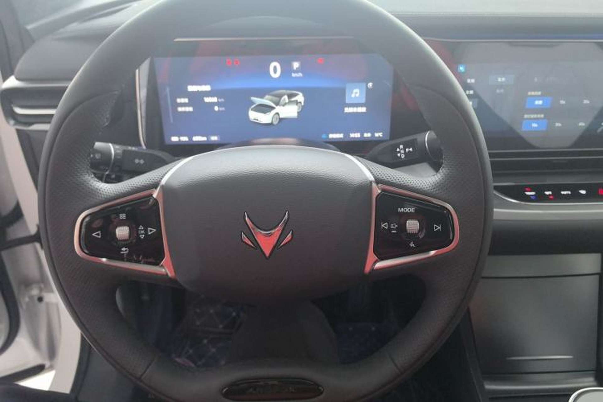 Used ARCFOX Alpha S6 2025 735MAX 175kW Steering Wheel