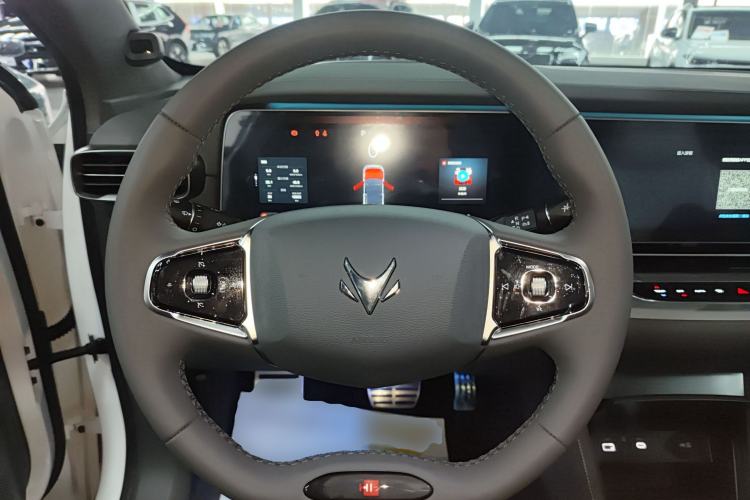 Used ARCFOX Alpha S6 2025 602 with Three LiDAR Sensors Steering Wheel