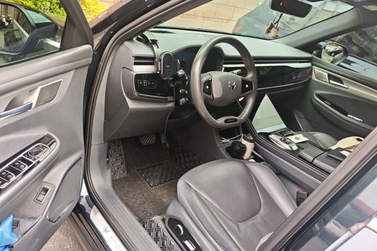 Used ARCFOX Alpha T 2021 653S+ 160kW Driver Seat
