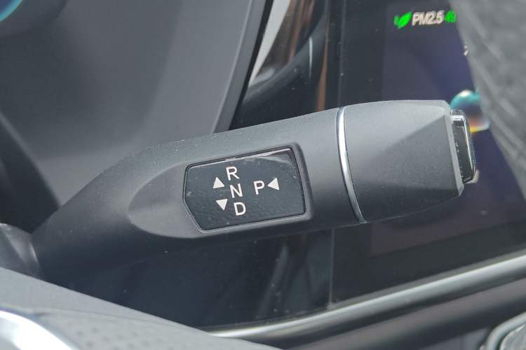 Used ARCFOX Alpha T 2021 653S 160kW Interior 11
