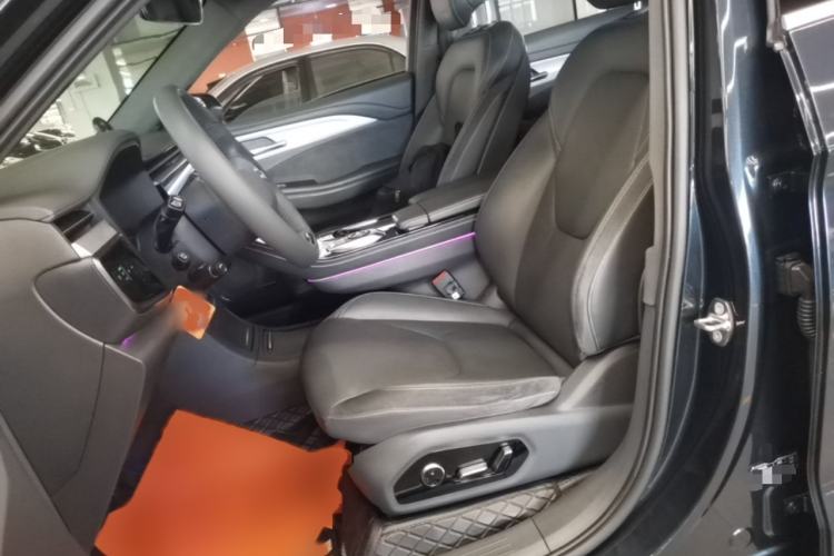Used ARCFOX Alpha T 2021 653S+ 160kW Left Front Seat