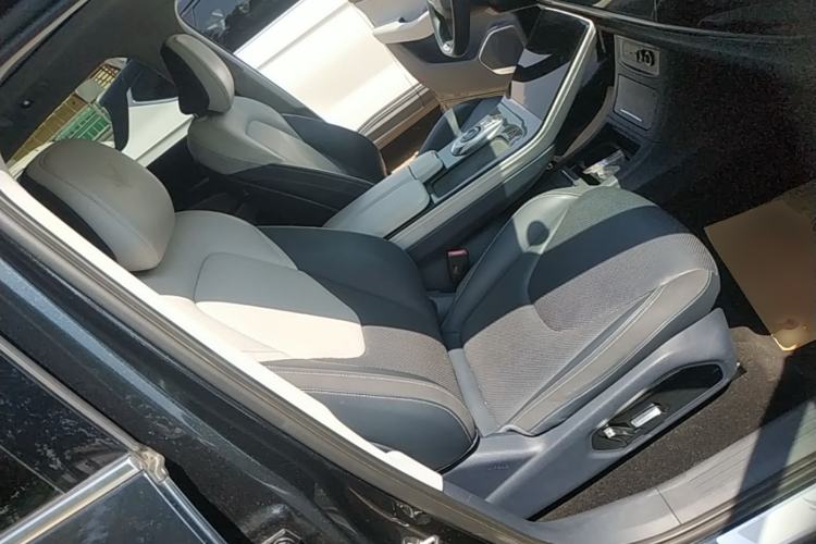 Used ARCFOX Alpha T 2021 653S+ 160kW Right Front Seat