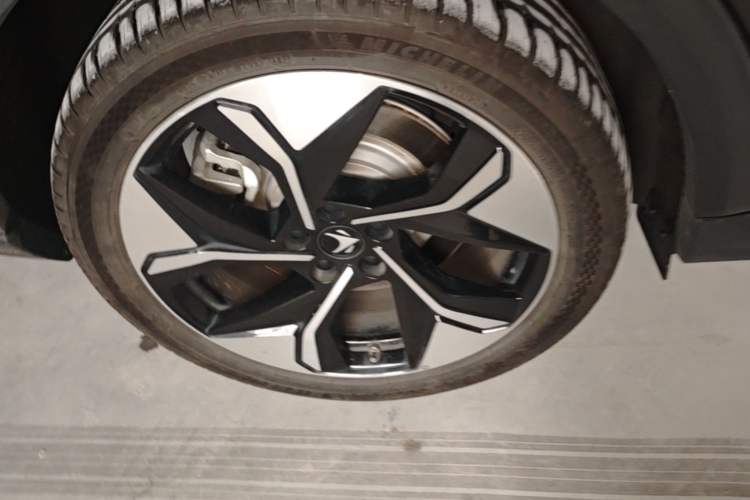 Used ARCFOX Alpha T 2021 653S 160kW Right Rear Wheel Hub