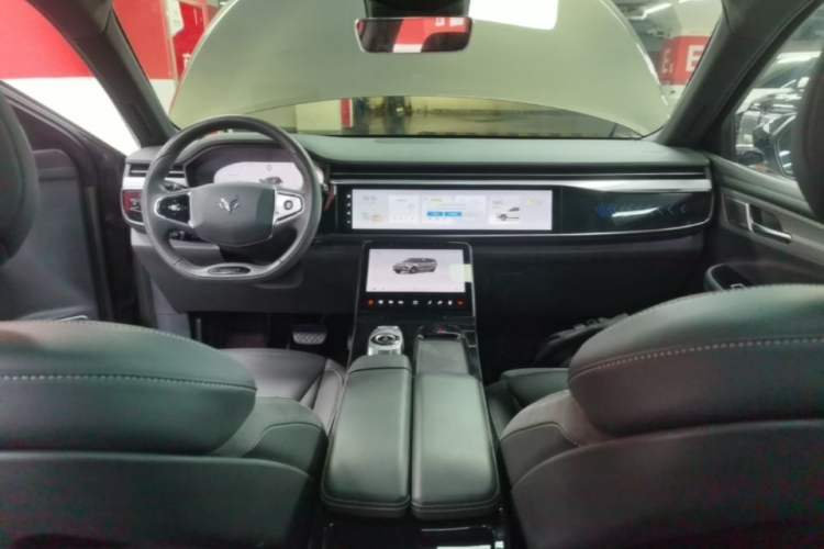 Used ARCFOX Alpha T 2021 600H Center Console