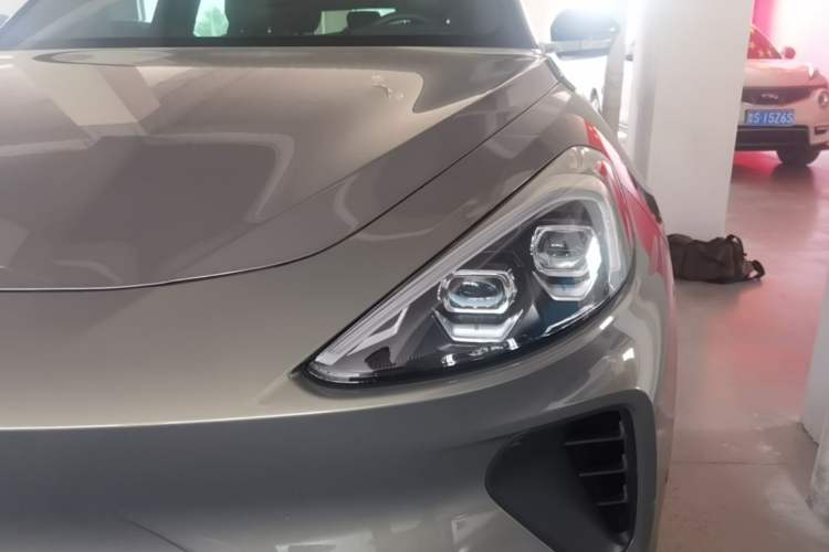 Used ARCFOX Alpha T 2021 653S+ 160kW Left Front Headlight