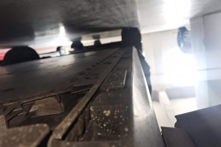 Used ARCFOX Alpha T 2021 653S+ 160kW Right Side Sill
