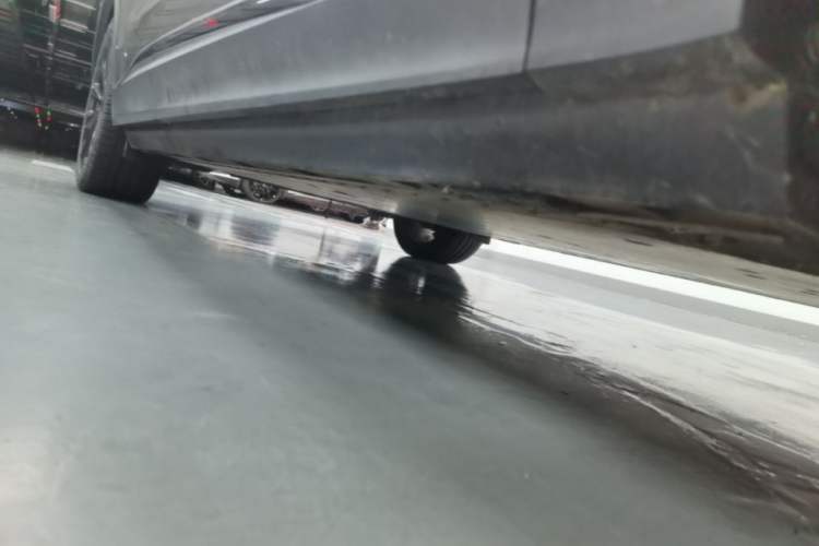 Used ARCFOX Alpha T 2021 600H Right Side Sill